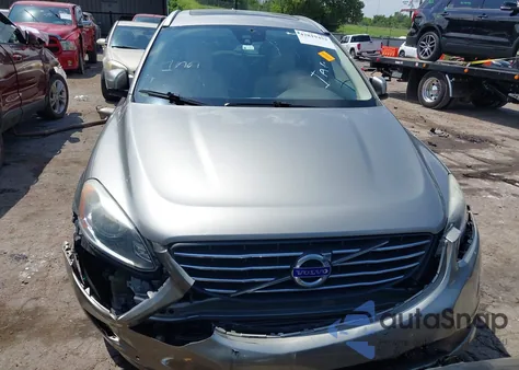 2016 Volvo Xc60 T5 Drive-E Premier из США, поврежденный, VIN YV440MDK9G2787207